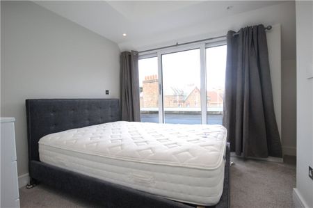 Walpole Court, Ealing Green, Ealing, W5 5ED - Photo 4