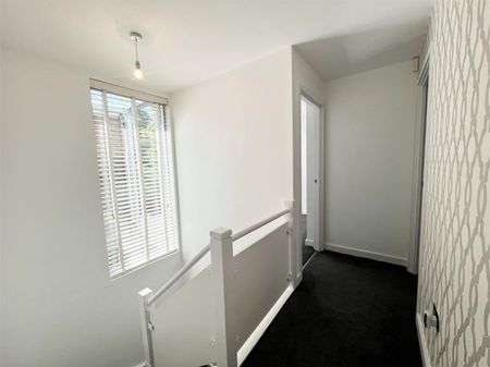 3 Bedroom House To Let - Photo 4