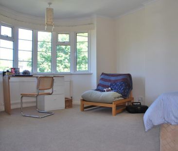 4 bedroom detached house to rent - Photo 1