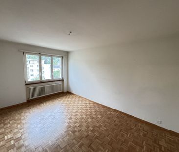 A perfect location 2 steps from the city with 2 balconies - Photo 1