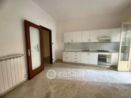 Quadrilocale in Affitto in Via del Granatiere 33 a Palermo - Photo 5