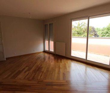 Location appartement Albertville, 4 pièces, 3 chambres, 95.99 m², 1 000 € (Charges comprises) - Photo 2