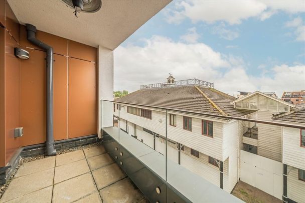 Water Lane, KT1, London - Photo 1