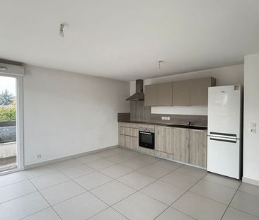 Location Appartement 3 pièces 59m² - Photo 4