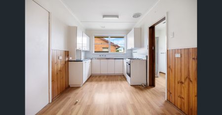 Neat & Tidy Home - Photo 2