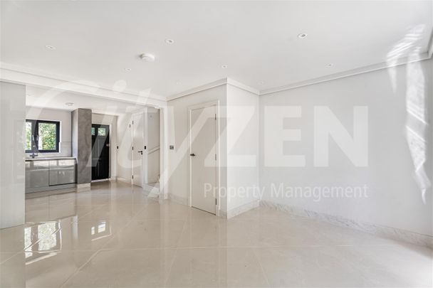 Osborne Close, Barnet - Photo 1