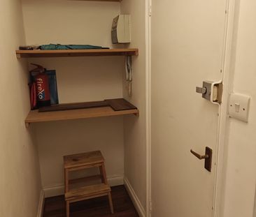 1 Bed Flat, Leytonstone High Road, E11 - Photo 4