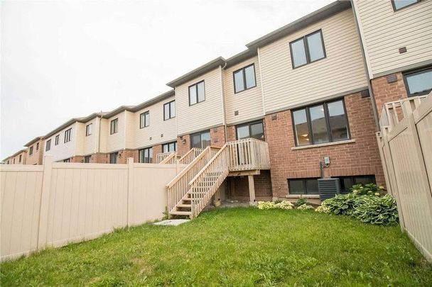 For Lease - 76 Scarletwood Street, Hamilton, Ontario - Photo 1