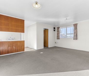 3A/117 Seaview Road, Westown - Photo 3