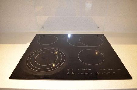 Woodcote Road, Wallington, SM6 - Photo 5