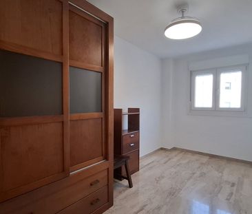 Piso de alquiler en Perchel Norte - Photo 5