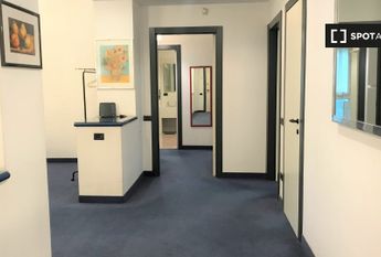 milan, Lombardy 20122