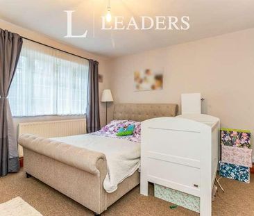 Ashley Park Road, Walton-on-thames, KT12 - Photo 6