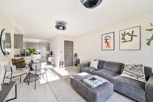 1 bedroom flat to rent - Photo 1