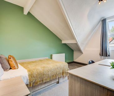 1 bedroom in a house share to rent - Photo 4