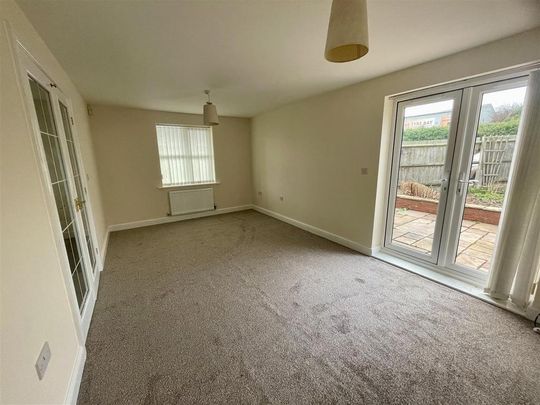 3 bedroom detached house to rent - Photo 1