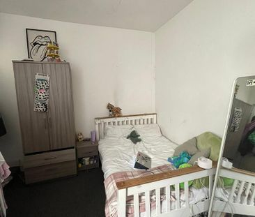 2 bedroom house share to rent - Photo 6