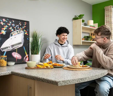 1 bedroom in a flat share to rent - Photo 3