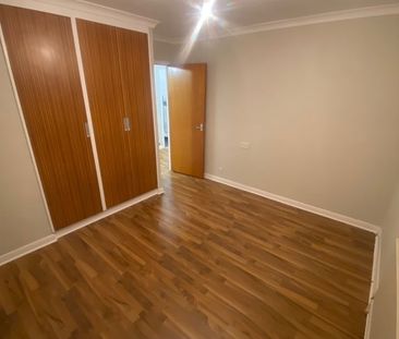 Room in a Shared Flat, St. Lukes Close, SE25 - Photo 1