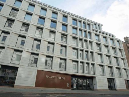 Silver En-Suite (Courtyard View) - Photo 4