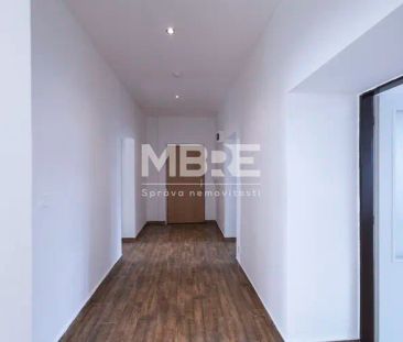 Prostorný byt 3+1 (102 m - Photo 1