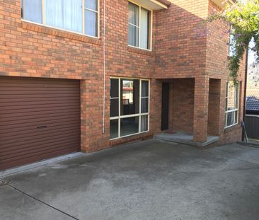 Two Bedroom Unit in West Tamworth - Photo 1