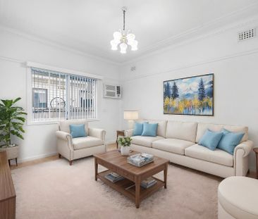 Charming 3-Bedroom Home in the Heart of Auburn!! - Photo 3