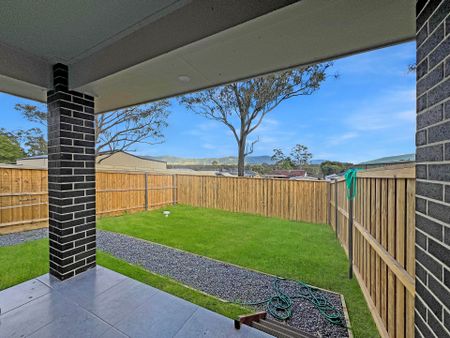 Stylish and Homely - Photo 2