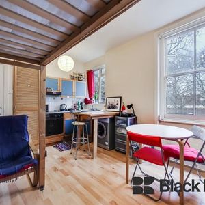 Superbly located double studio - Photo 2