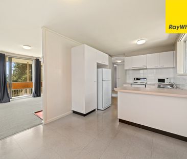 Classic Scullin Home - Photo 6