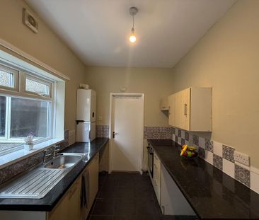 1 bedroom ground floor flat to rent - Photo 2