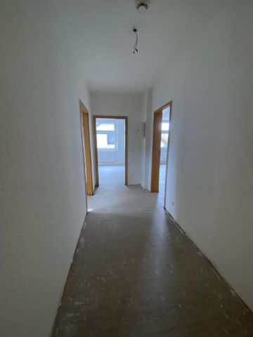 Großzügige 2-Zimmer-DG-Wohnung in Herne-Wanne - Photo 4