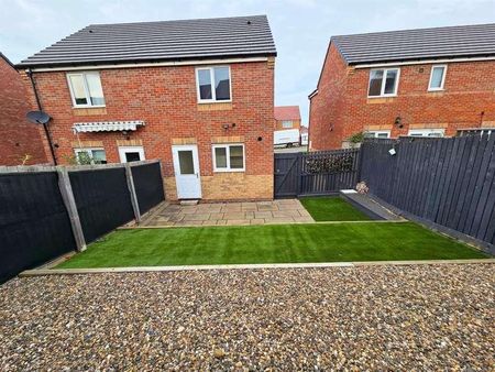 Kingsbridge Crescent, Middlesbrough, TS5 - Photo 3