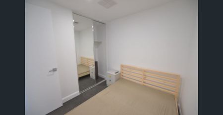 For Lease – Stylish Two-Bedroom Apartment in the Heart of the City - Photo 3