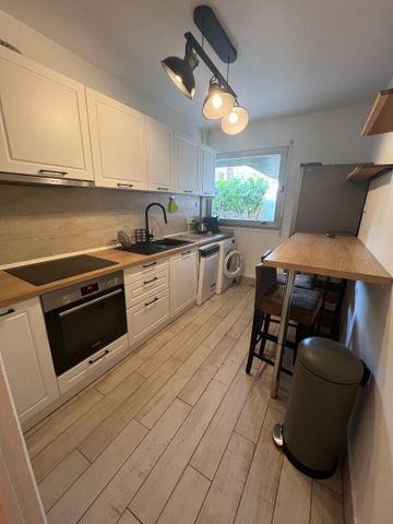Location Appartement 2 pièces 56m² - Photo 4
