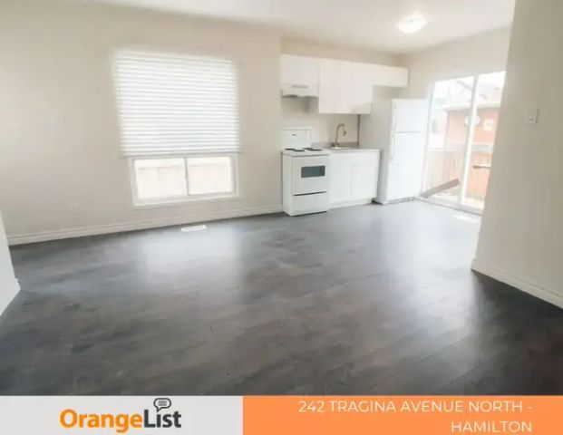 242 Tragina Avenue North | 242 Tragina Avenue North, Hamilton - Photo 1