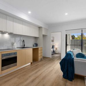 BRAND NEW SPACIOUS APARTMENT AVAILABLE EARLY MAY - Photo 2