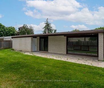 For Lease - 52 Masseygrove Crescent, Toronto, Ontario - Photo 6