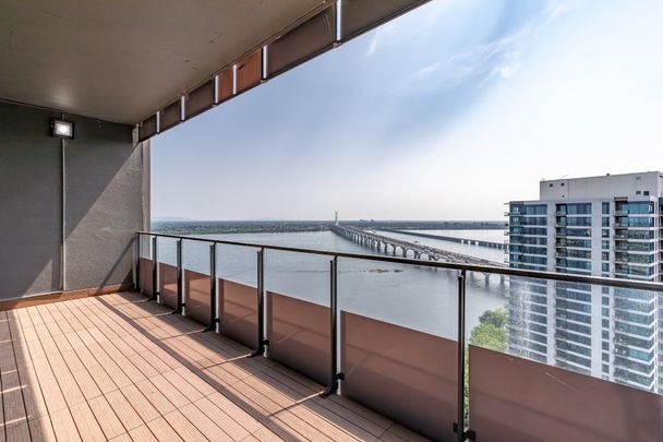 199 Rue de la Rotonde, Montréal (Verdun, QC H3E - Photo 1