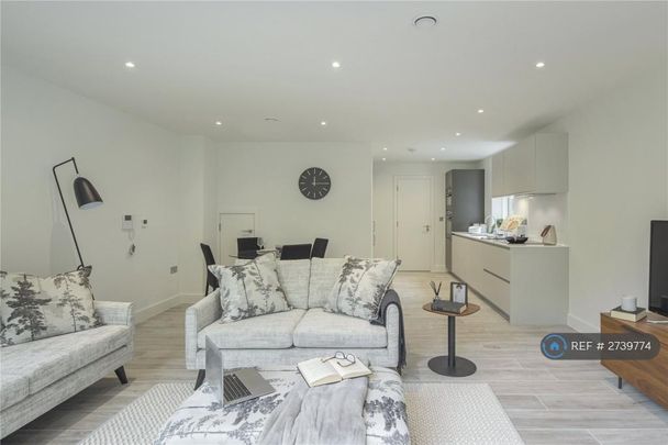 1 bedroom flat to rent - Photo 1