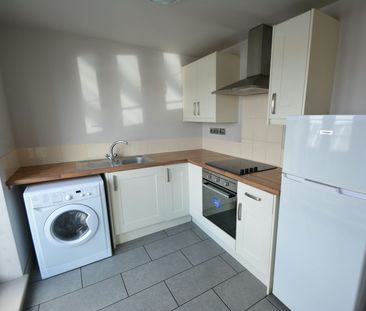 Flat to rent on - Photo 5