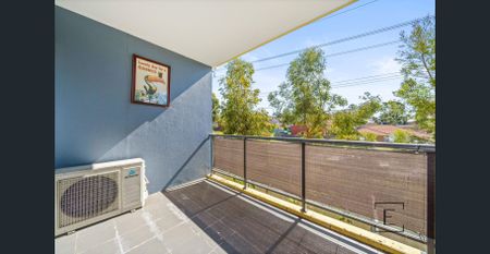 Generous Sized Modern 1 Bedroom Apartment - Photo 4