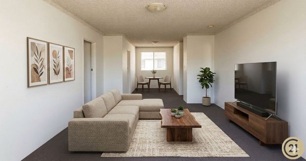 Urban Oasis with Iconic Views: Your New Skyline Sanctuary - Photo 1