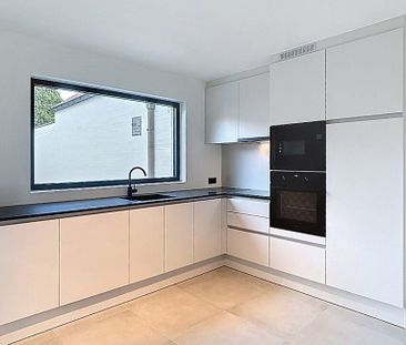 Woning te huur in Oostkamp voor € 1.395 met 4 slaapkamers - Foto 2