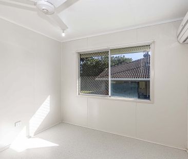 23 Kittyhawk Crescent, Kirwan - Photo 1