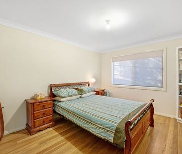 Serene And Spacious Family Home! - Photo 2