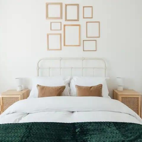 2 Bed Flat, Ilford, IG1 - Photo 1