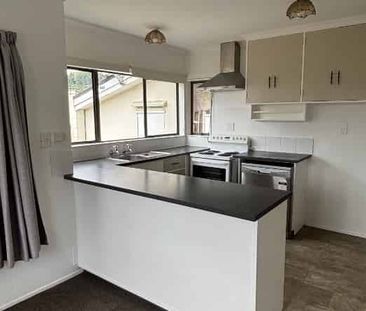 Great Family Home in Convenient Location - Photo 5