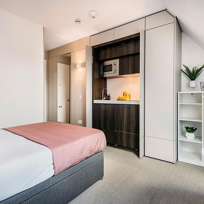 Studio to rent - Photo 1