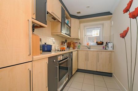 1 bedroom flat to rent - Photo 3